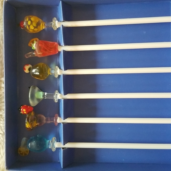 Happy Hour Stirrers - Picture 2 of 5